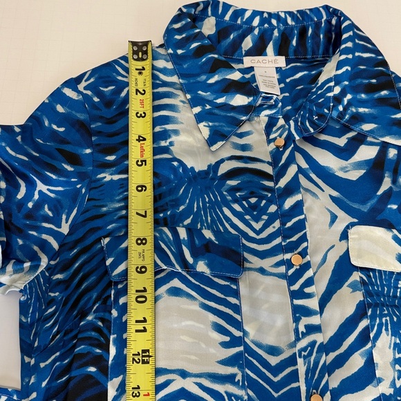 CACHE FRONT BUTTON DOWN ANIMAL POINT SIZE. M - Picture 13 of 13